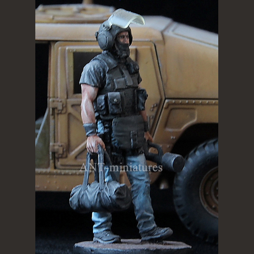 Kit Modello in Plastica in Sca - Model Kit Reshiram recensione e prezzo
