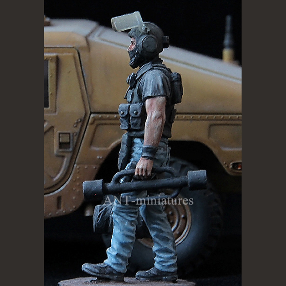 Kit Modello in Plastica in Sca - Model Kit Reshiram recensione e prezzo