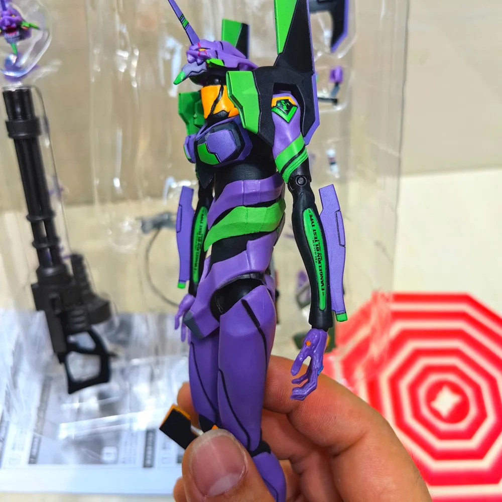 Action Figure Robot EVA EVA01  - Model Kit Eva 02 recensione e prezzo
