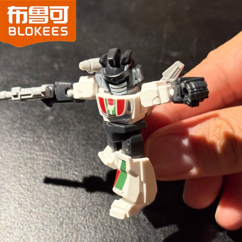 Blokees Transformers Defender  - Model Kit Optimus recensione e prezzo