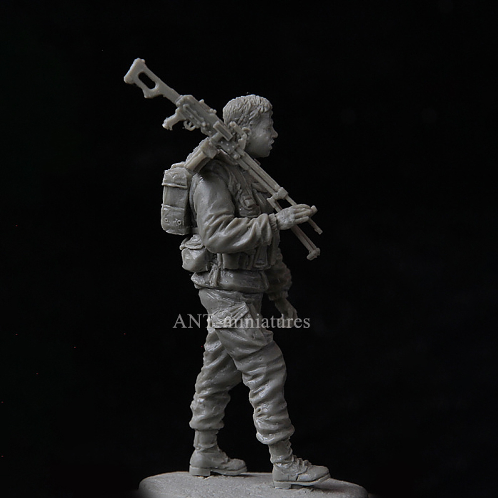 Kit Modello di Soldati in Scal - Model Kit Reshiram recensione e prezzo