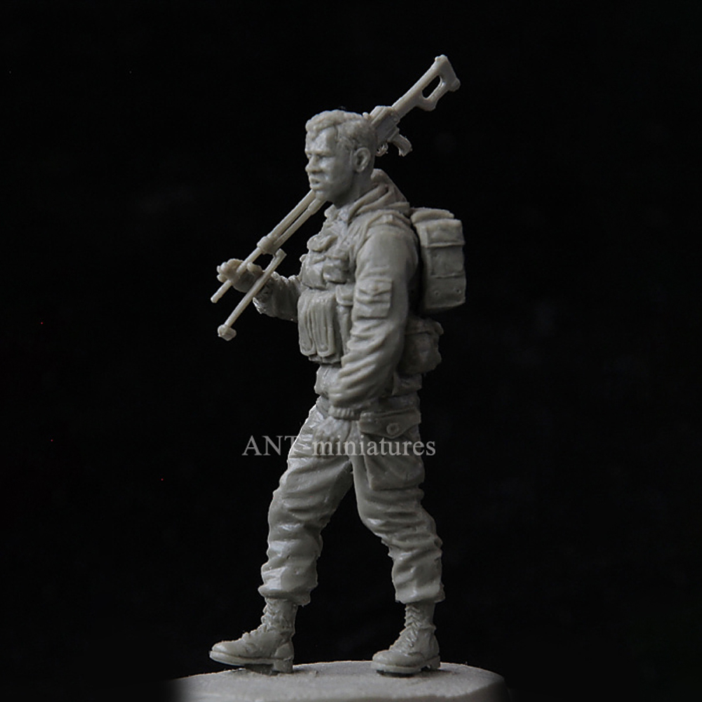 Kit Modello di Soldati in Scal - Model Kit Reshiram recensione e prezzo